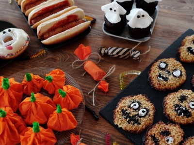 Healthy Halloween snacks for a kids’ party