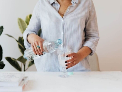 Ile wody należy pić dziennie? Kompletny przewodnik