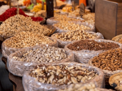What are the healthiest nuts to eat? A few tips