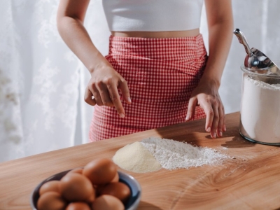 Właściwości mąki jaglanej – bezglutenowa mąka do pieczenia i gotowania