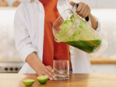 How to use spirulina powder in smoothies and meals